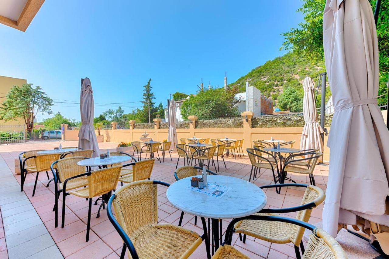 Hotel Dana Canj Luaran gambar